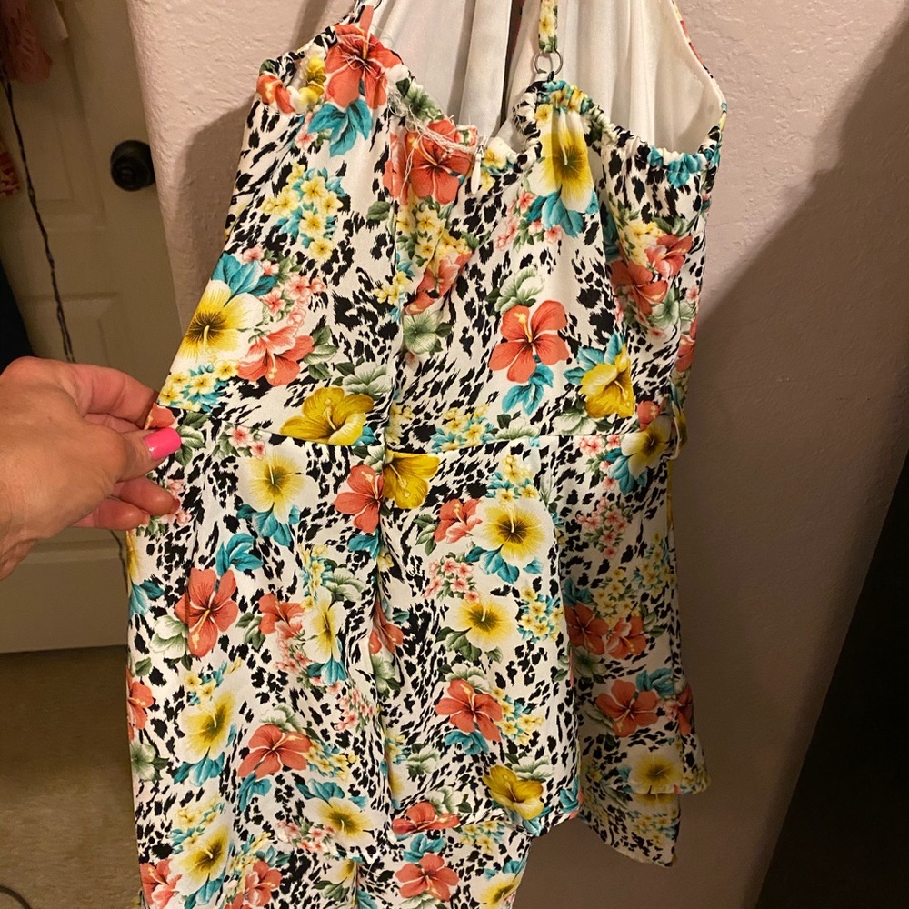 Floral romper - Picture 4 of 4